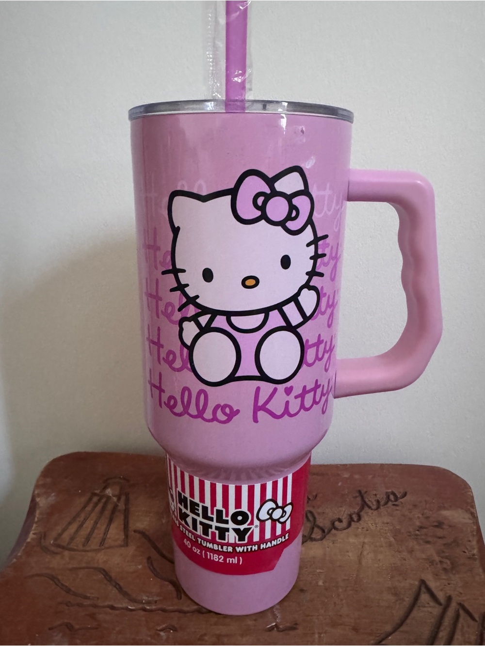 40 oz Sanrio Hello Kitty Pink Travel Tumbler with Handle